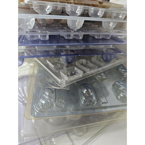 Lot Vintage Clear Candy Molds Bingo Tractors Bunnies Hot Air Balloons Classic... - Picture 1 of 16